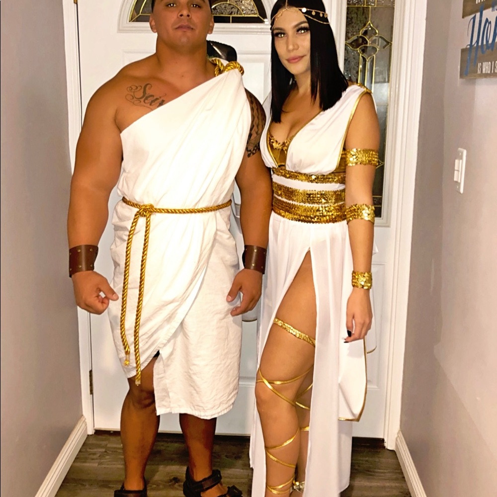 GODDESS HALLOWEEN COSTUME